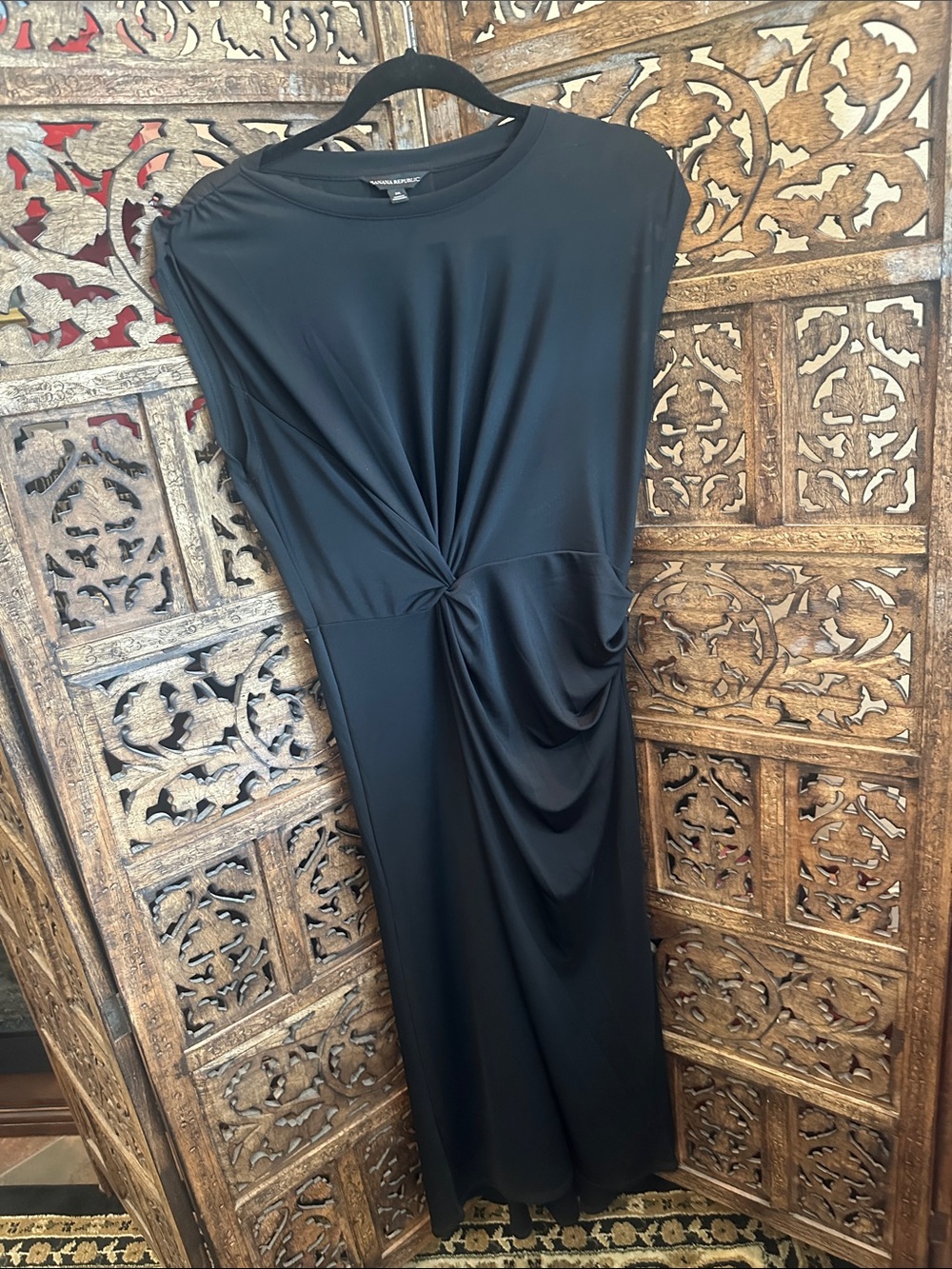 Banana Republic Black Twist-Detail Midi Dress Size M New Without Tags